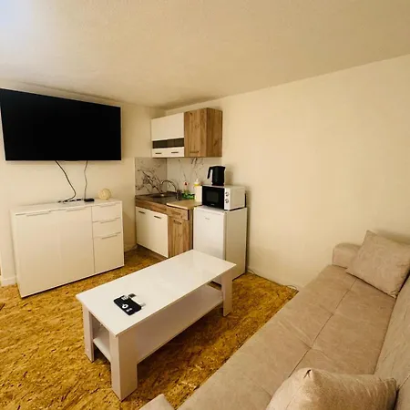 Adela Apartamento
